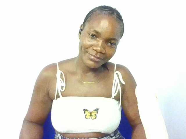 FoxySamantha7's BongaCams show and profile