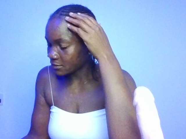 FoxySamantha7's BongaCams show and profile