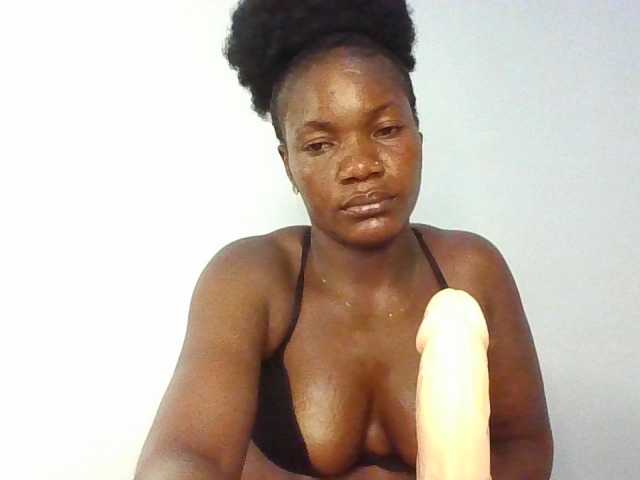 FoxySamantha7's BongaCams show and profile