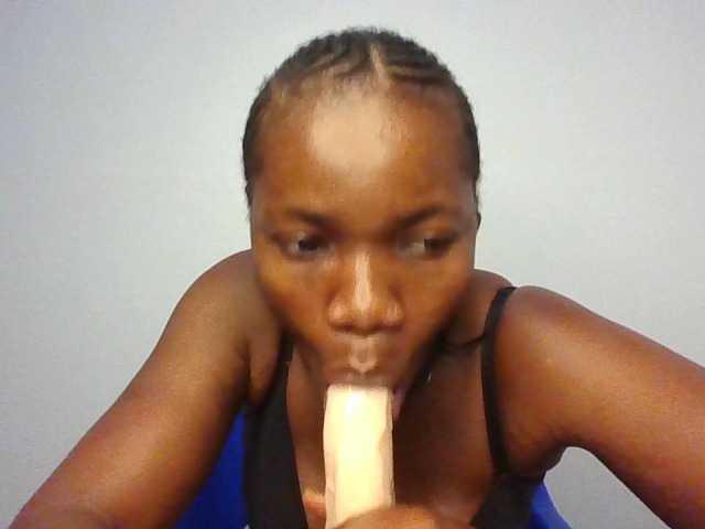 FoxySamantha7's BongaCams show and profile