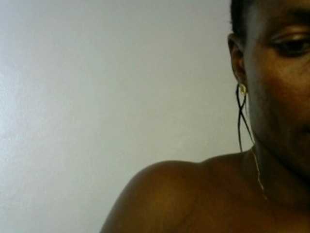 FoxySamantha7's BongaCams show and profile