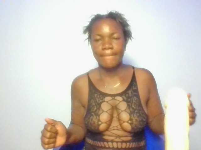 FoxySamantha7's BongaCams show and profile