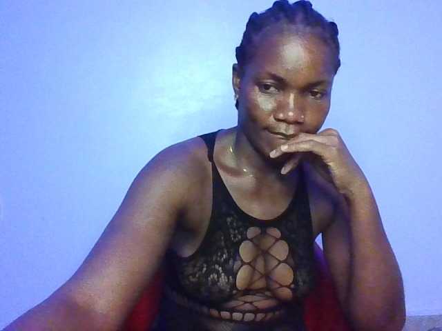 FoxySamantha7's BongaCams show and profile