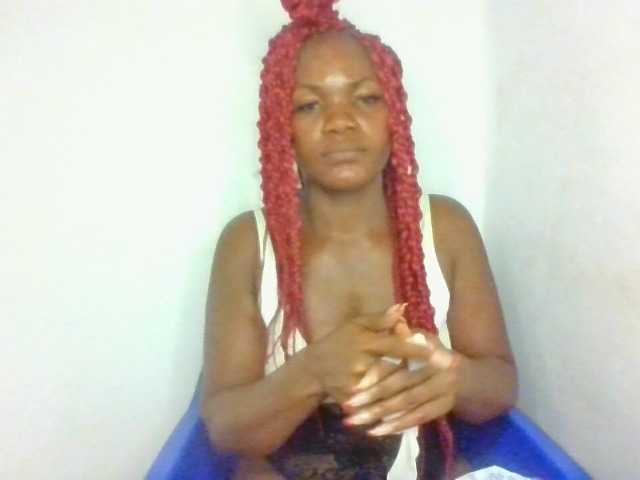 FoxySamantha7's BongaCams show and profile