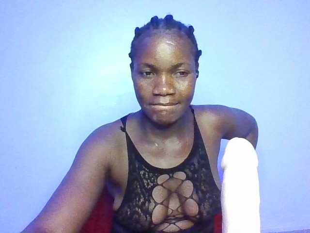 FoxySamantha7's BongaCams show and profile