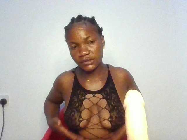 FoxySamantha7's BongaCams show and profile