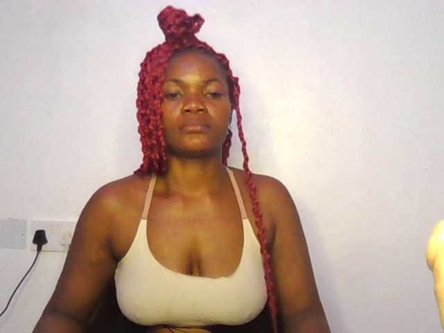 FoxySamantha7's BongaCams show and profile