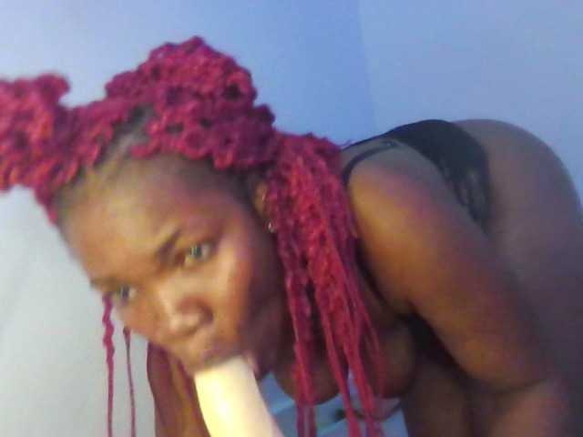 FoxySamantha7's BongaCams show and profile