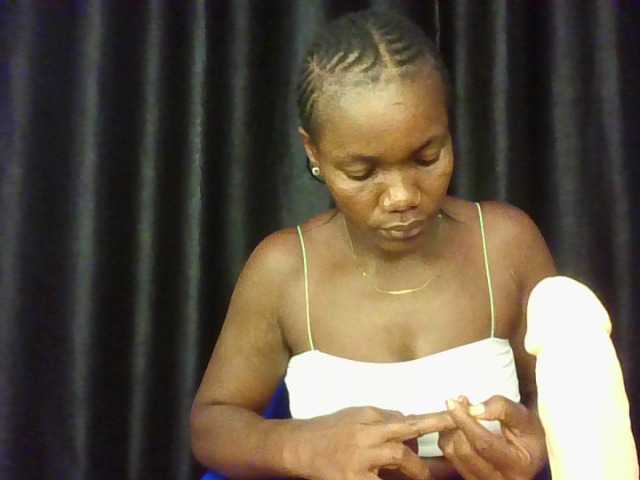 FoxySamantha7's BongaCams show and profile