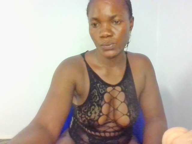 FoxySamantha7's BongaCams show and profile