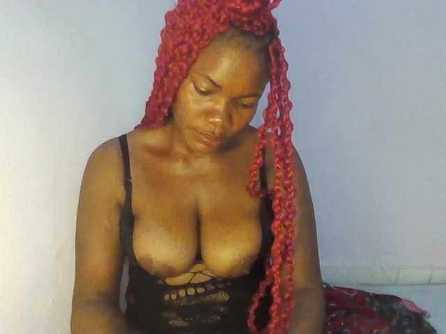 FoxySamantha7's BongaCams show and profile