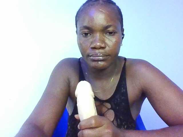 FoxySamantha7's BongaCams show and profile