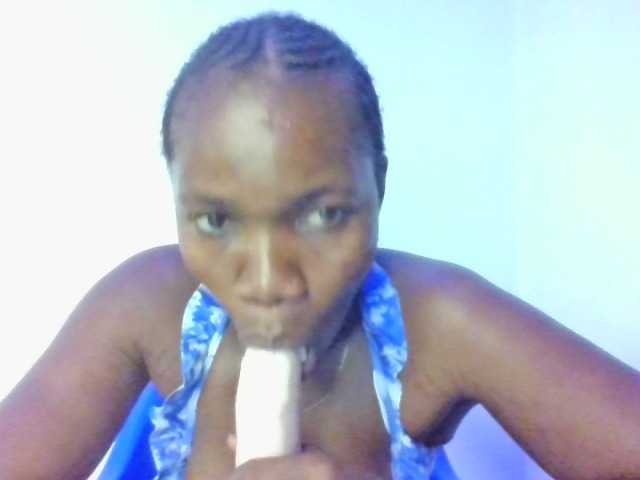 FoxySamantha7's BongaCams show and profile