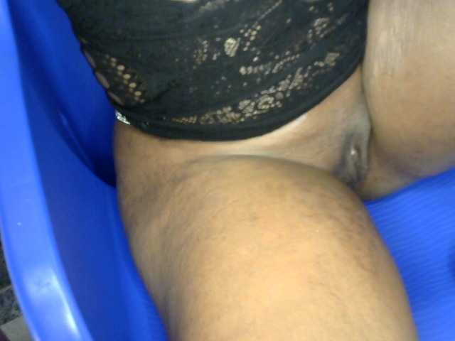 FoxySamantha7's BongaCams show and profile