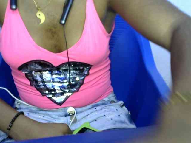 FoxySamantha7 webcam