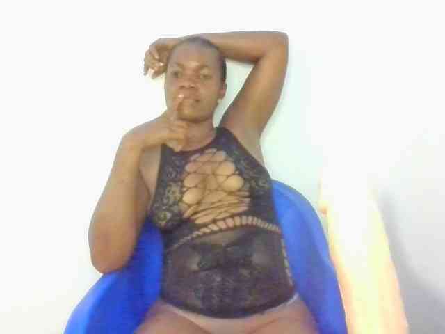 FoxySamantha7 Live Webcam on BongaCams