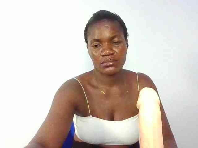 FoxySamantha7 Live Webcam on BongaCams