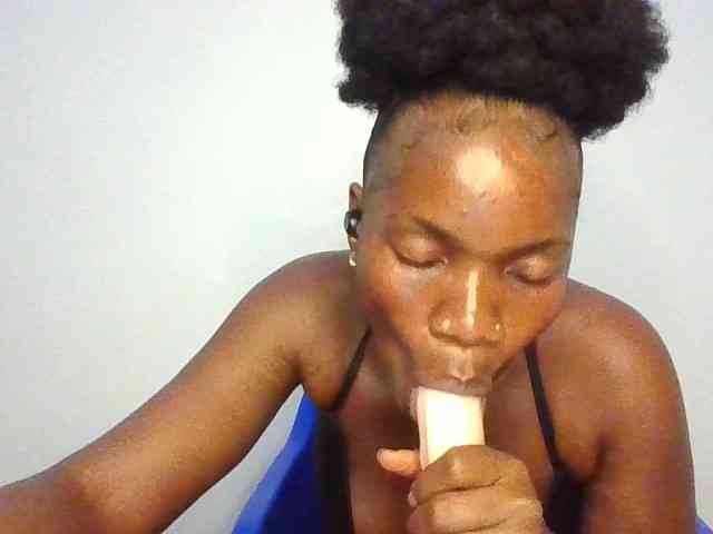 FoxySamantha7 webcam