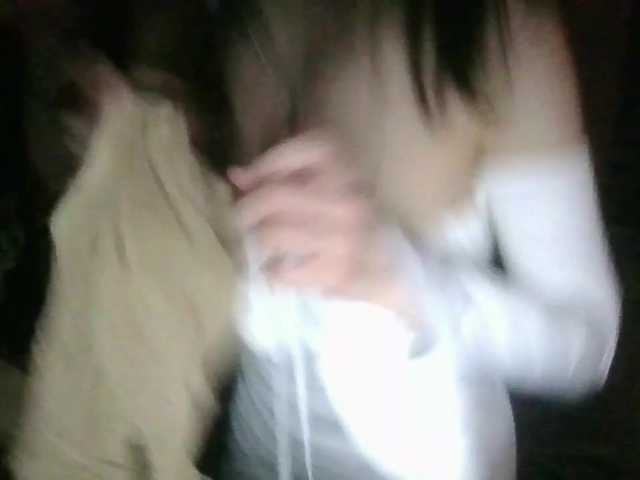 SweetyMoon8's BongaCams show and profile