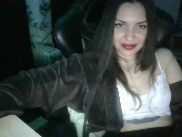 SweetyMoon8's BongaCams show and profile