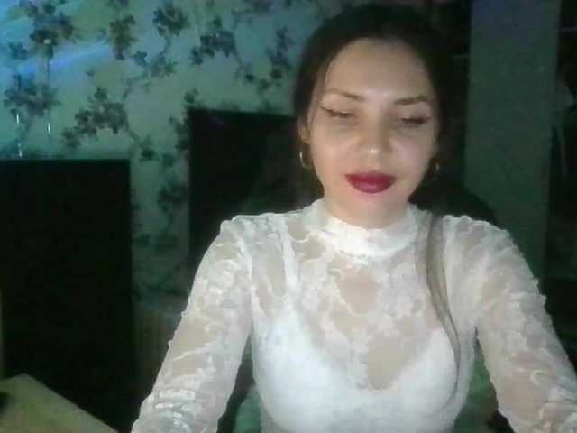 SweetyMoon8's BongaCams show and profile