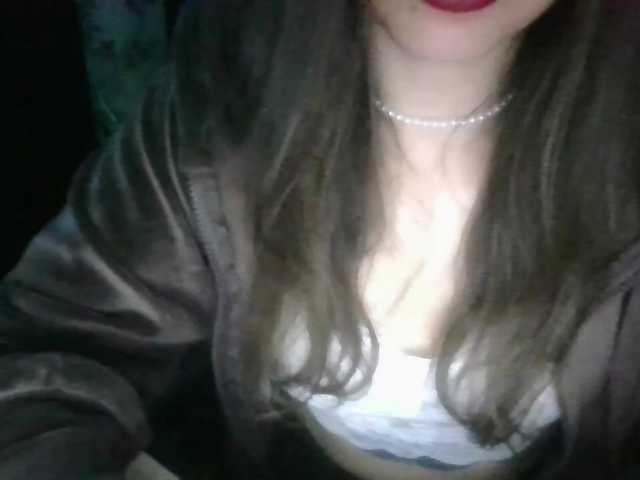 SweetyMoon8's BongaCams show and profile