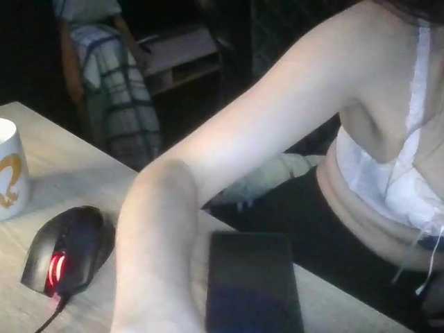 SweetyMoon8's BongaCams show and profile