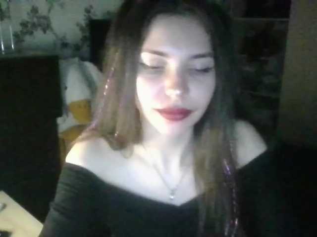 SweetyMoon8's BongaCams show and profile