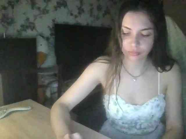 SweetKisa webcam