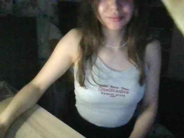 SweetyMoon8 webcam