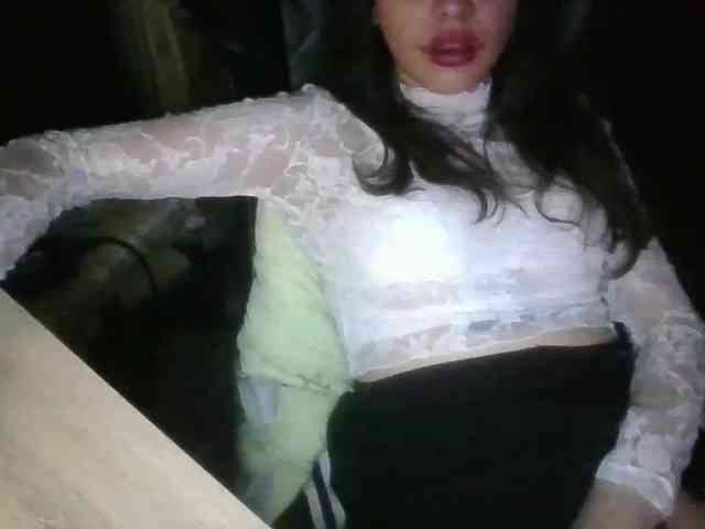 SweetyMoon8 Live Webcam on BongaCams