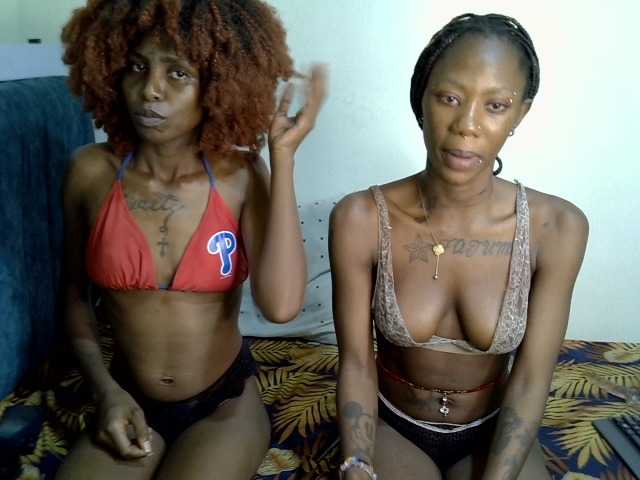 PetiteZaras – webcam model profile photo