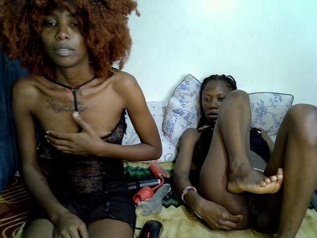 PetiteZaras – webcam model profile photo