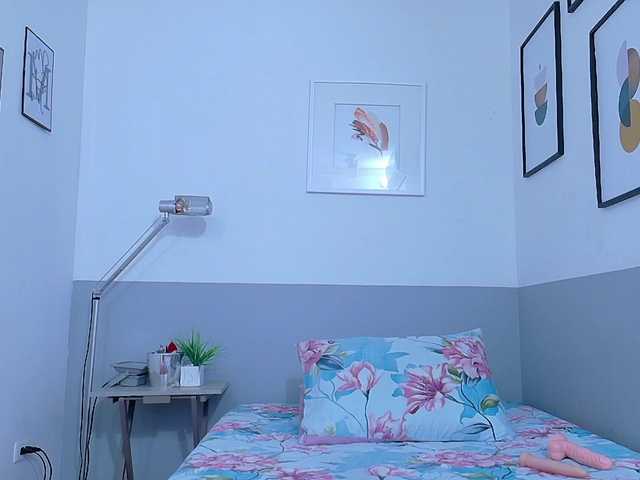 matureaunt's BongaCams show and profile