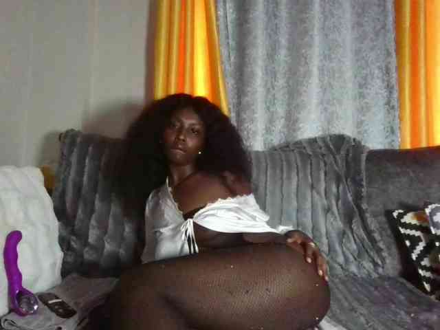 Goldiecandy Goldiecandy