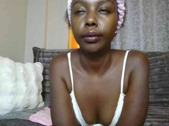 Goldiecandy Goldiecandy