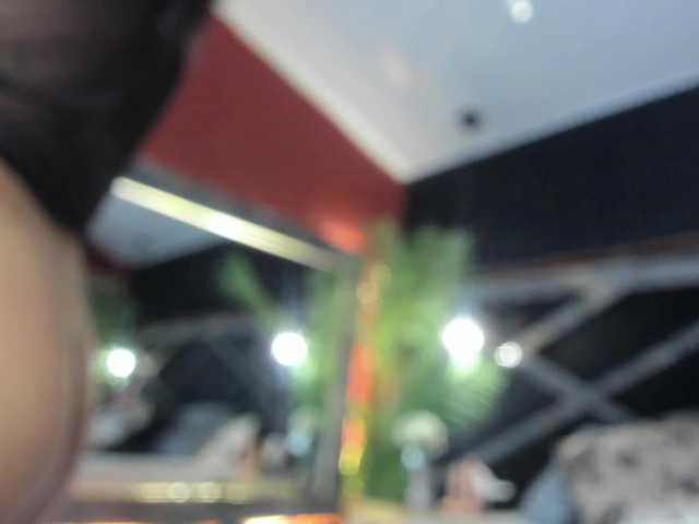 JaneLane's BongaCams show and profile