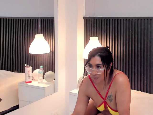 Elissa-May's BongaCams show and profile