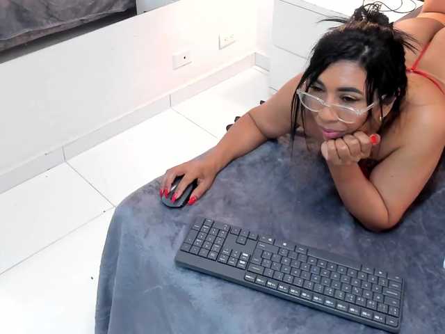 Elissa-May's BongaCams show and profile