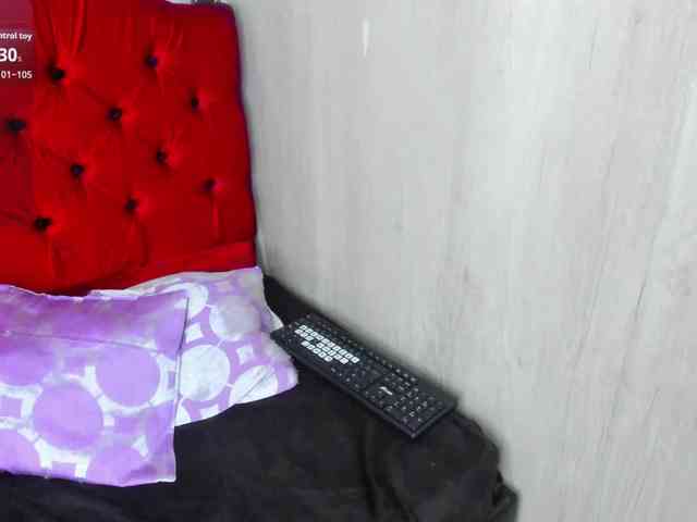 miss-charlott-18 webcam