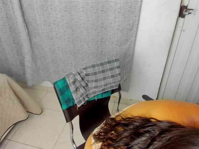 miss-charlott-18 webcam