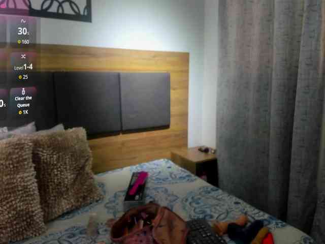 miss-charlott-18 webcam