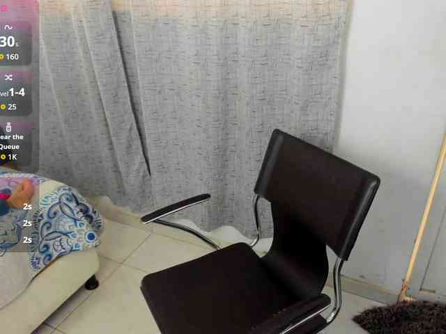 miss-charlott-18 webcam