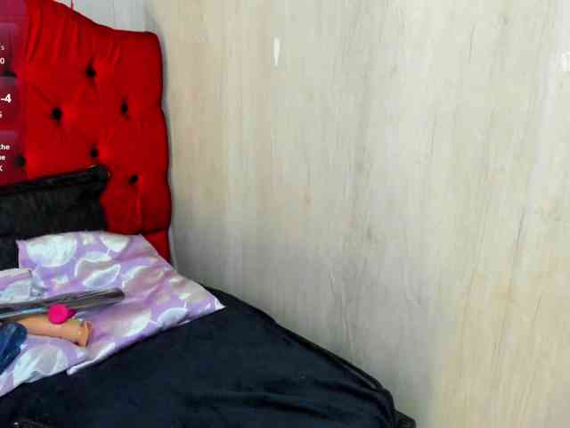 miss-charlott-18 webcam