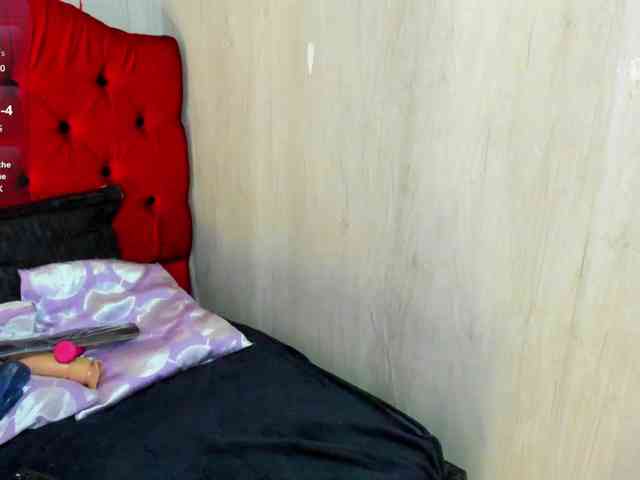 miss-charlott-18 webcam