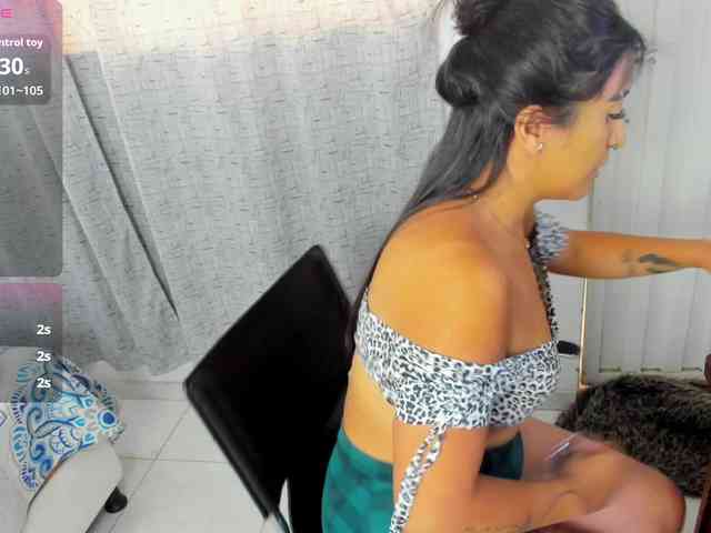 miss-charlott-18 webcam