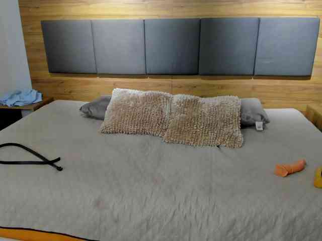 miss-charlott-18 webcam