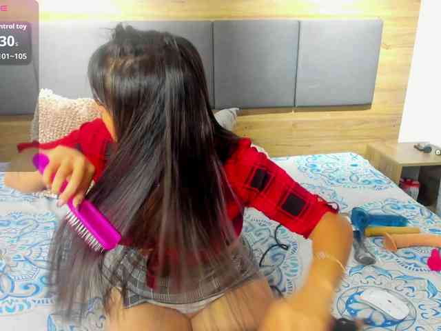 miss-charlott-18 webcam