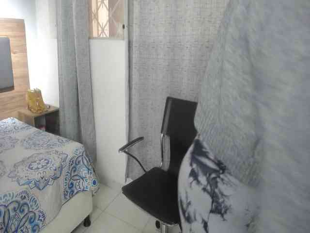 miss-charlott-18 webcam