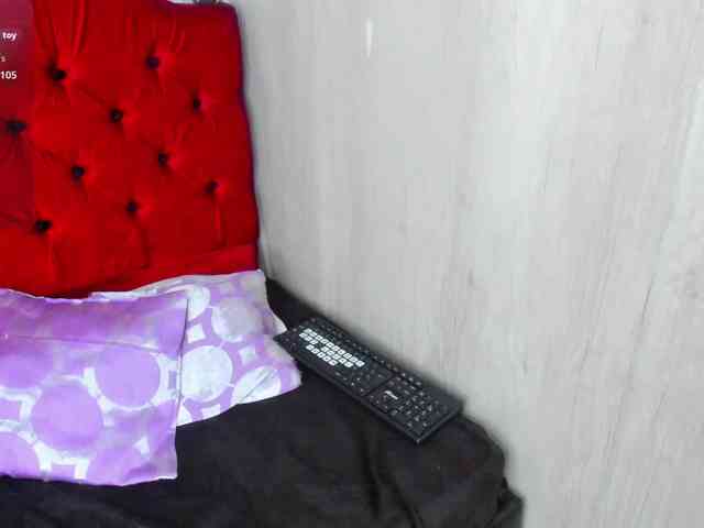 miss-charlott-18 webcam